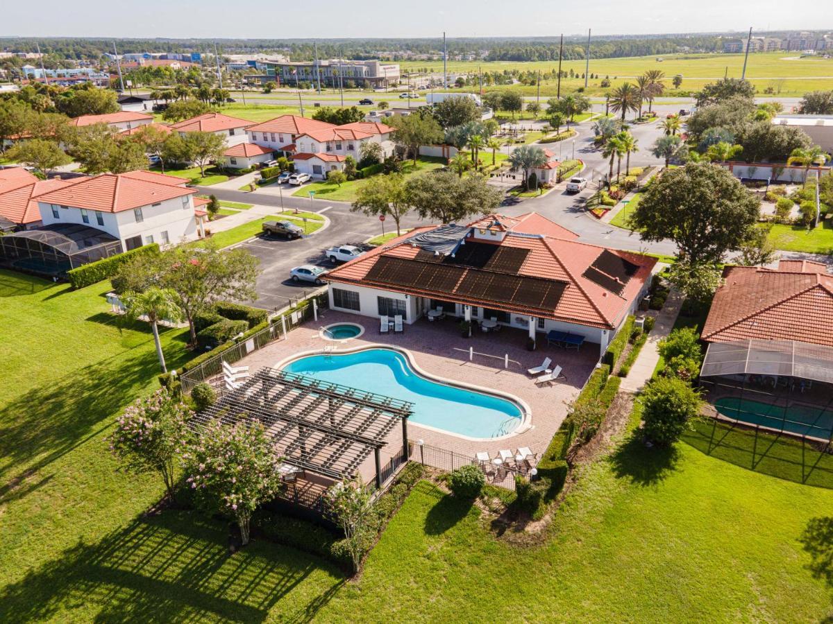 Affordable 4 Bedroom Luxury Villa Near Disney/Private Pool/Arcade/Game Room Орландо Экстерьер фото